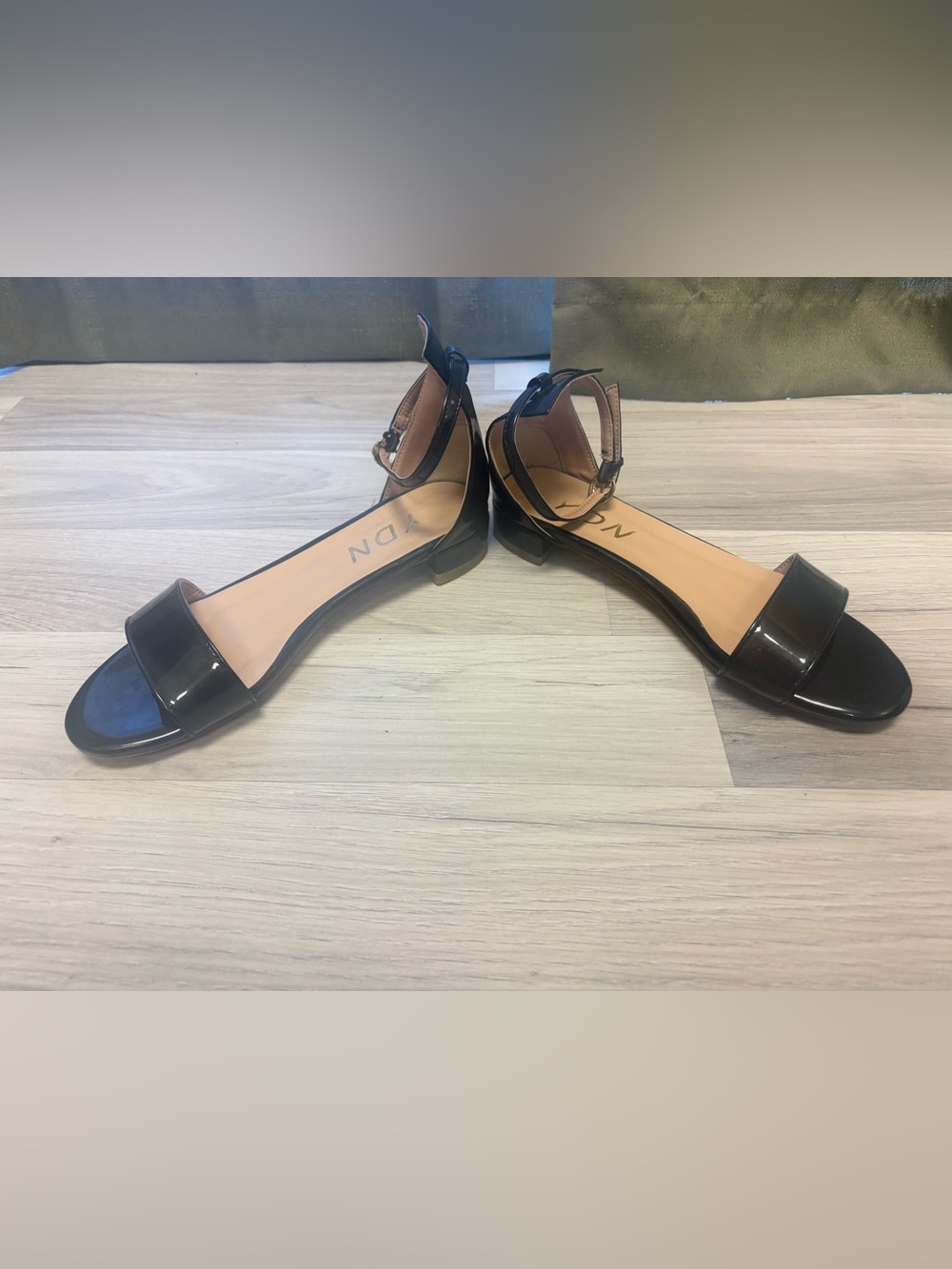 YDN Black Patent Open-Toe Ankle-Strap Sandals size 8.5